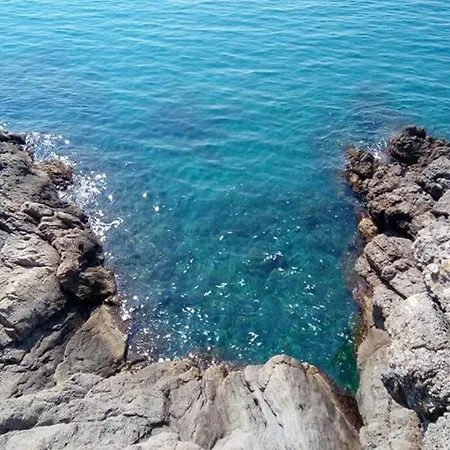 Lägenhet La Perla Nel Mare -