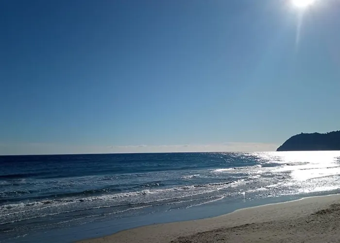 Appartement La Perla Nel Mare - *